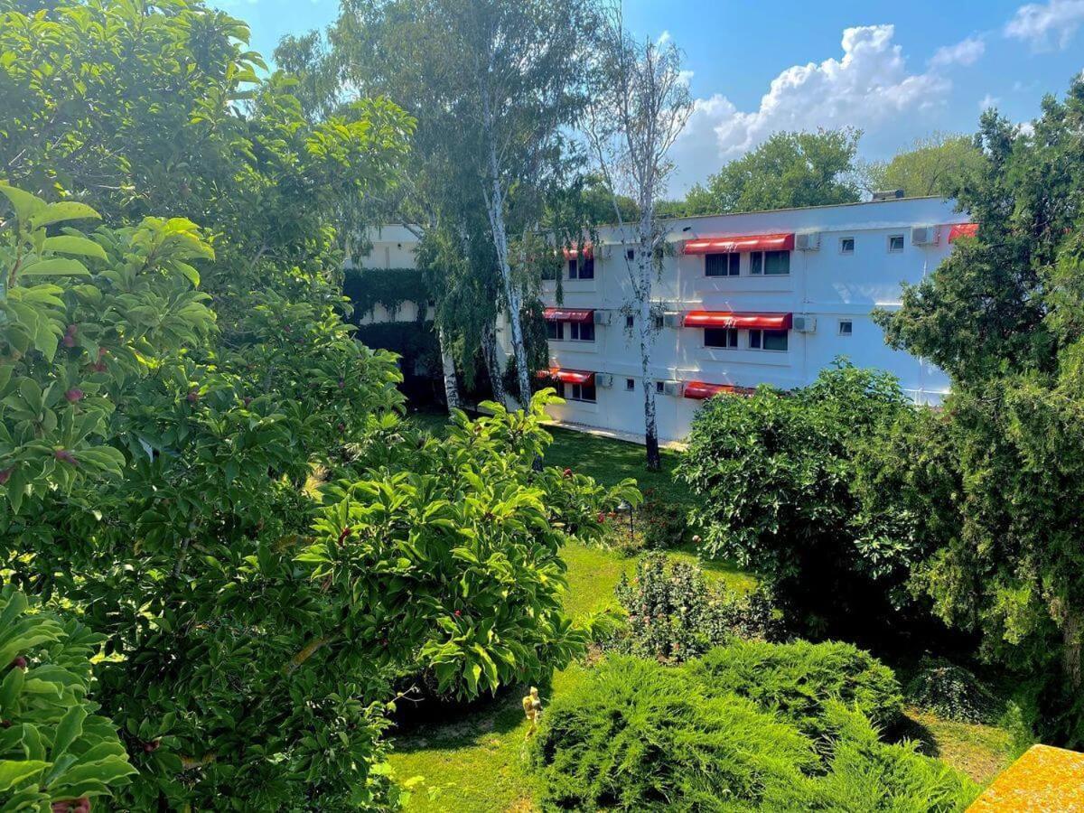 Complex Tismana 3* All Inclusive Jupiter Exterior foto